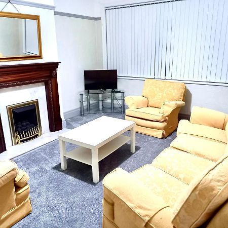 Lotus Home Wallasey Luaran gambar